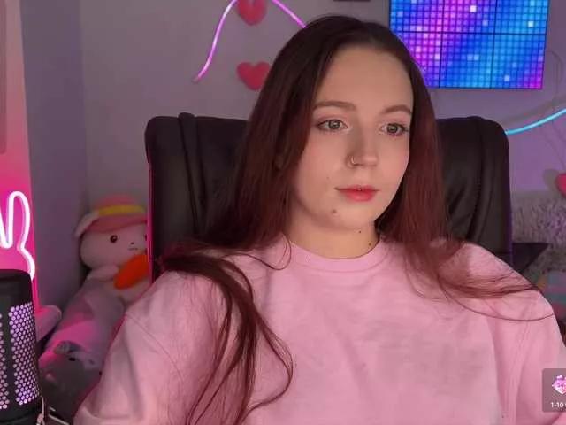 Offline LissaSkarlet on BongaCams