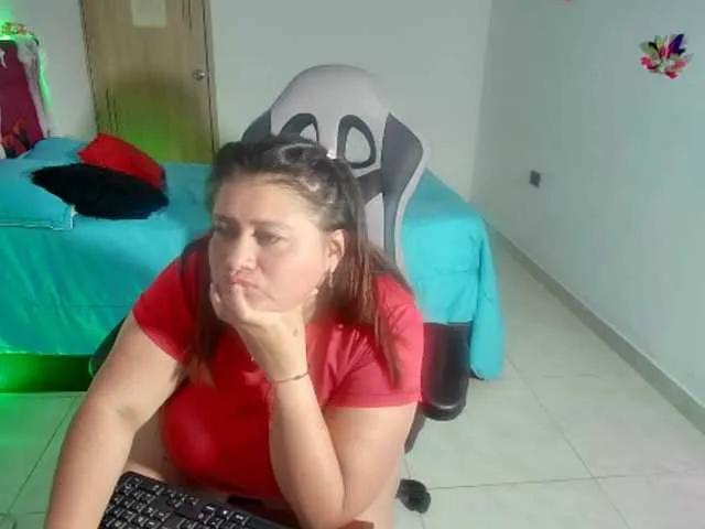 Lizz-Milf on BongaCams 