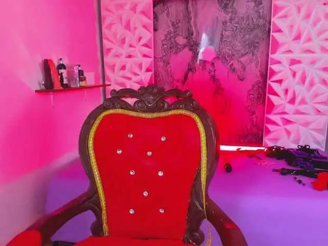 Freechat Luciana- on BongaCams