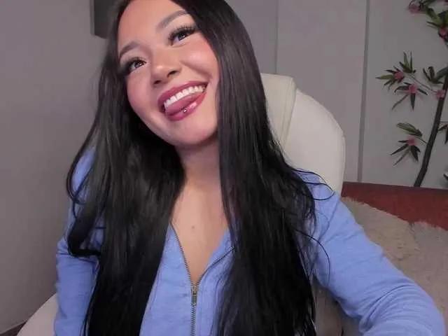 Offline Lulusakura on BongaCams