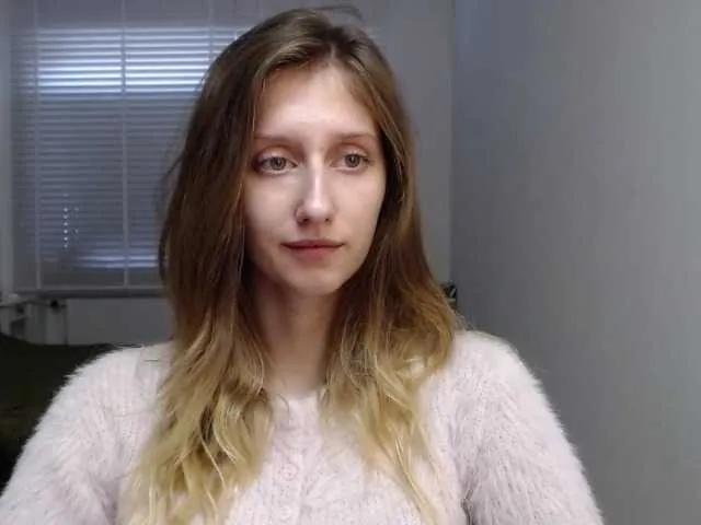 Offline LUNAdream on BongaCams