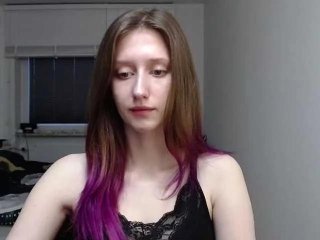 Offline LUNAdream on BongaCams