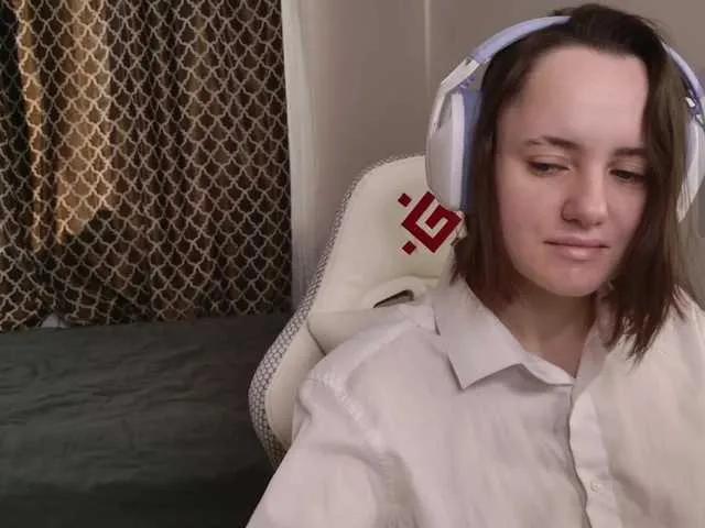 Offline LunaL0ve on BongaCams