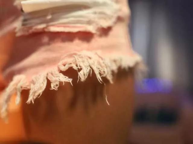 Freechat mandypeas on BongaCams