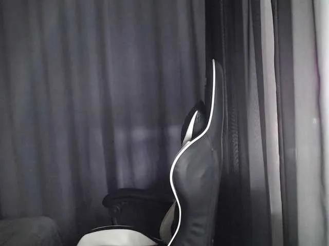 Offline Margo77-1 on BongaCams