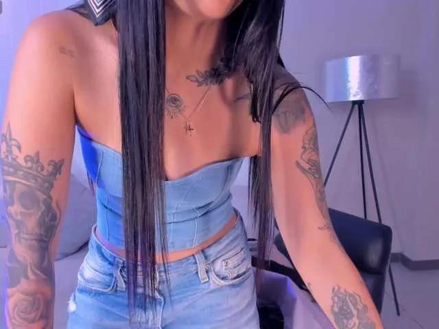 Offline MariaHerrera on BongaCams