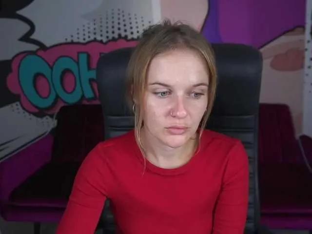 Offline MaribelRiver on BongaCams