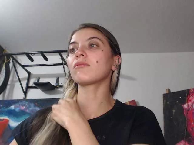 Freechat mariecam420 on BongaCams