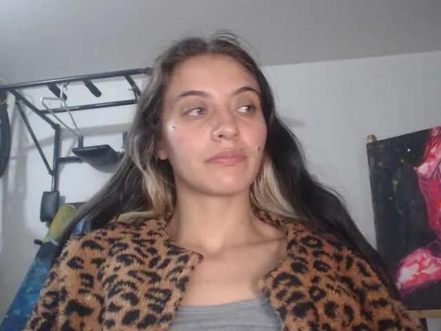 Freechat mariecam420 on BongaCams