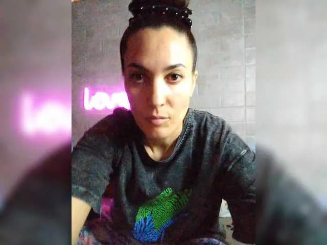 Freechat Marina4Love on BongaCams