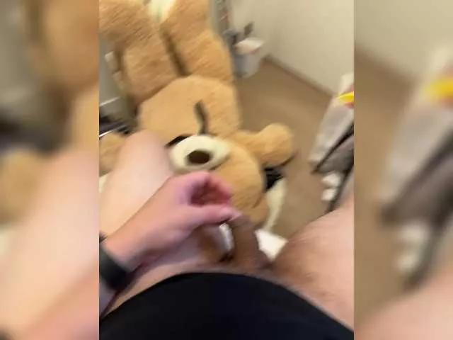 Offline Mary357 on BongaCams