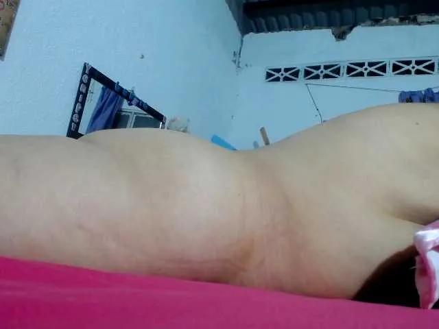 Offline maturehornykinky on BongaCams