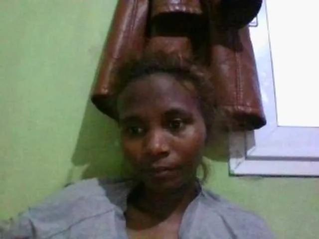 Offline Mayah21a on BongaCams