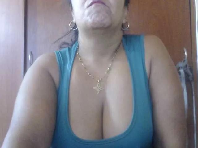 Freechat Meganny2023 on BongaCams