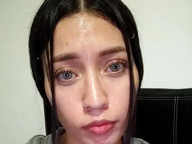 Offline Meghan-love on BongaCams