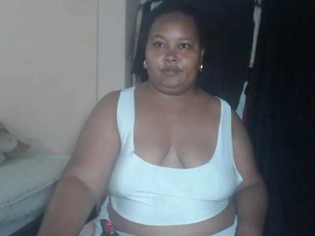 Freechat MelodyHall on BongaCams