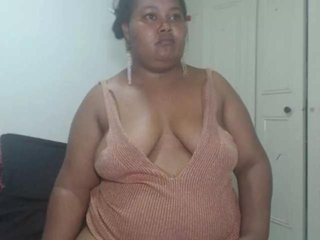 Freechat MelodyHall on BongaCams