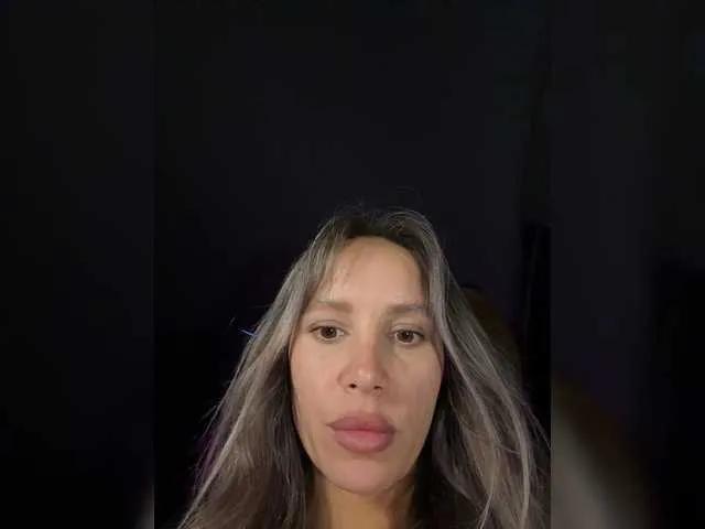 Freechat meow-777 on BongaCams