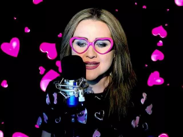 Offline mesaland on BongaCams