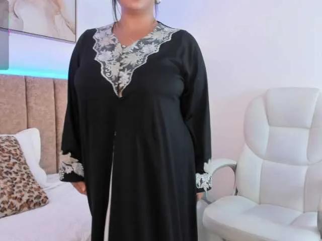 Offline miahkumar- on BongaCams