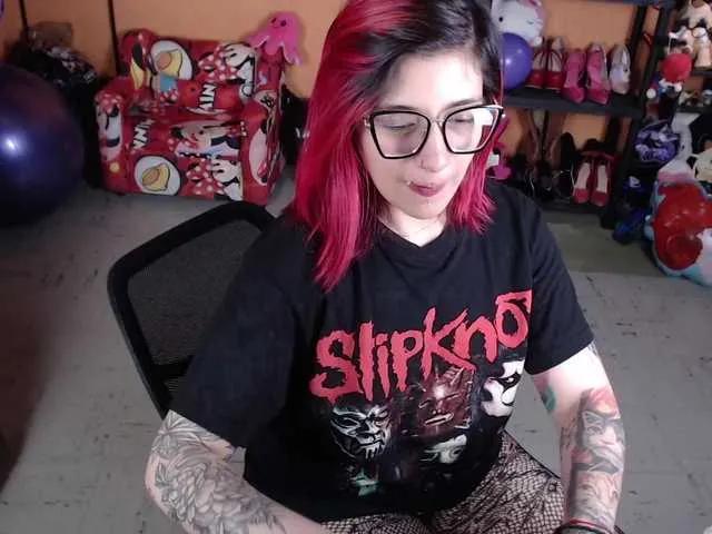 Offline MiaJhons on BongaCams