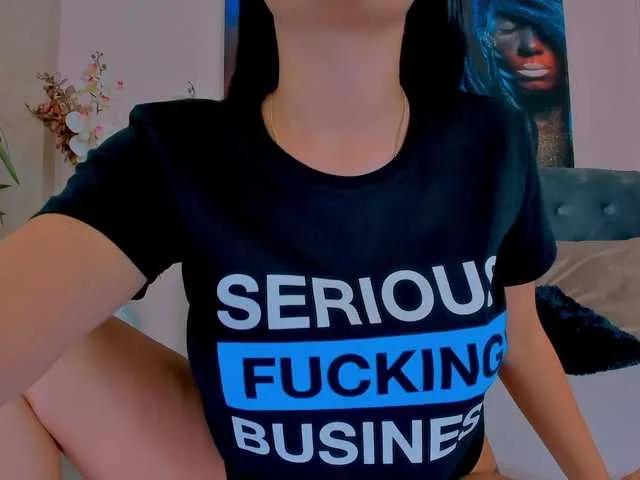 Offline MichelleReys on BongaCams