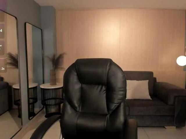 Offline MilaColeman on BongaCams