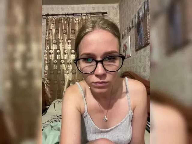 Offline Milana22a on BongaCams