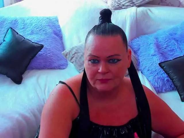 Offline MilanaBiegert on BongaCams