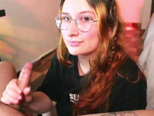 Freechat milkxangelx on BongaCams