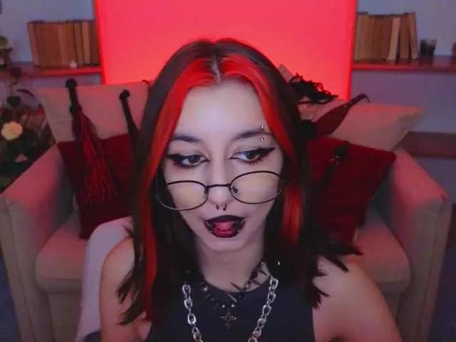 Offline MistressMarcelline on BongaCams