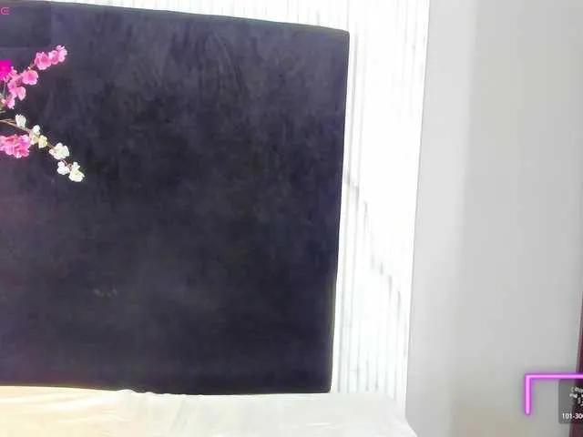 Offline MONIKFOXCR on BongaCams