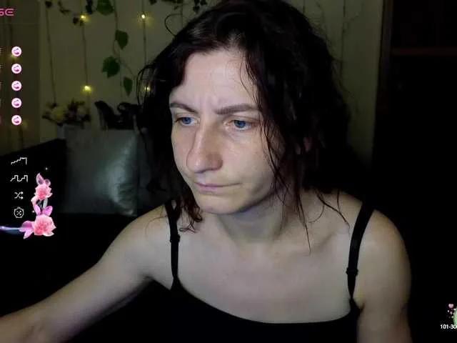 Offline Musekittyjeni112 on BongaCams