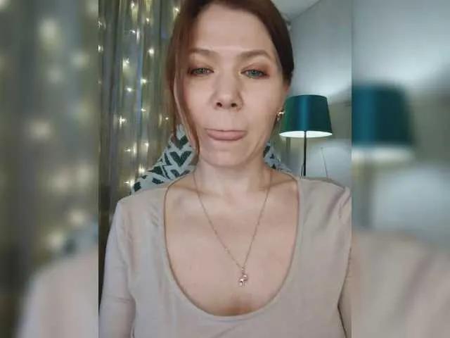 Offline MyLittlegi on BongaCams