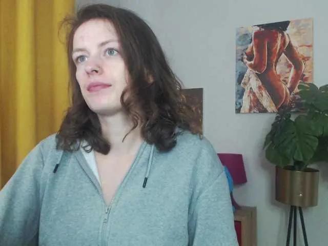 Offline NadineGold on BongaCams