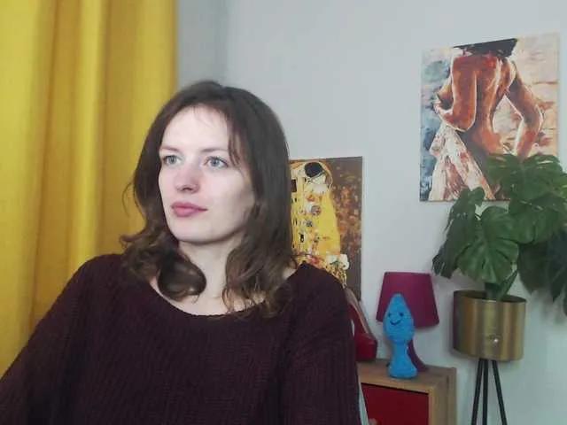 Offline NadineGold on BongaCams