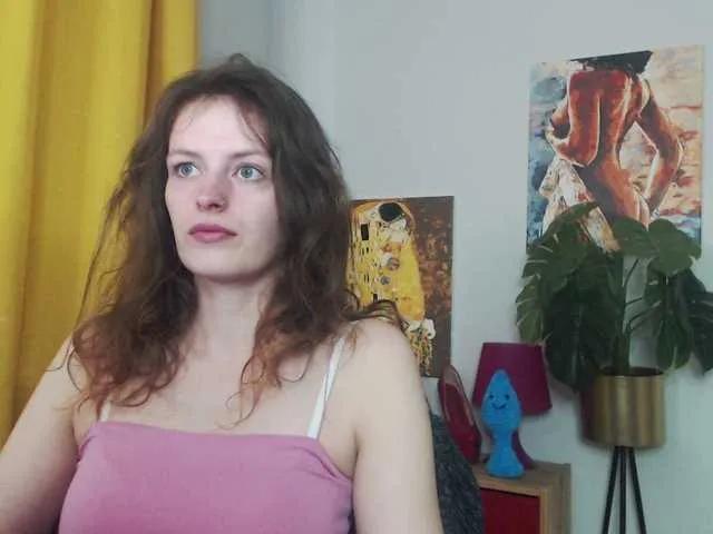 Offline NadineGold on BongaCams