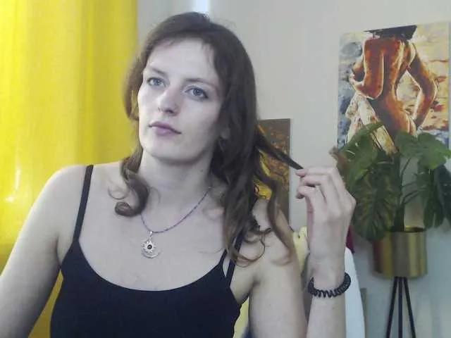 Offline NadineGold on BongaCams
