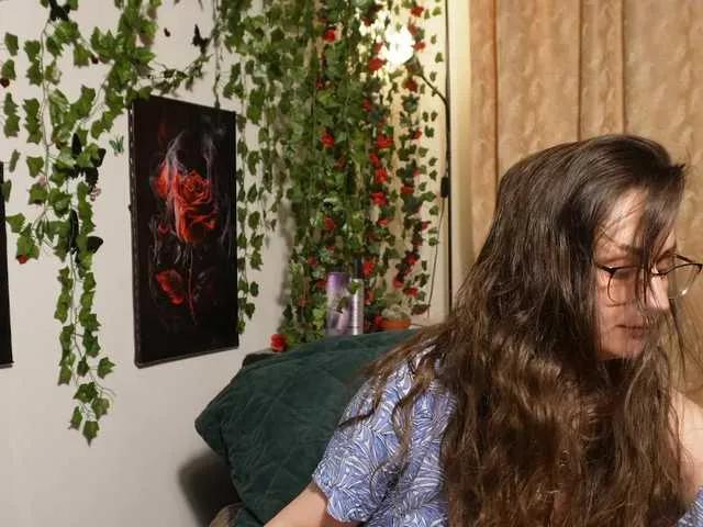 Offline NaughtYHomemadE on BongaCams