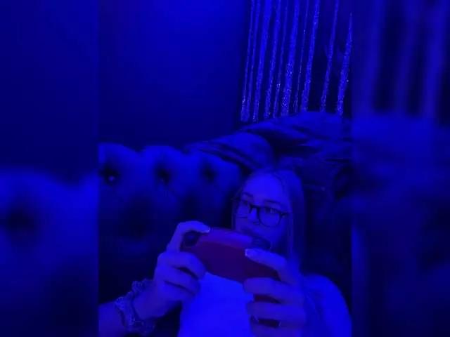 Offline Nestyzz on BongaCams