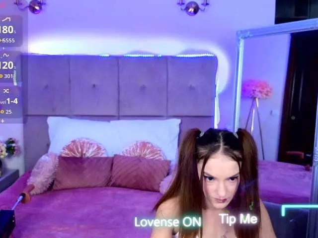 Offline NicoleBondd on BongaCams