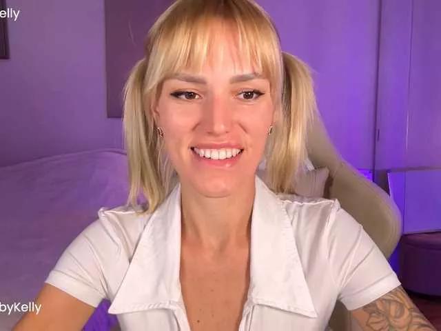 Freechat ohbabykelly on BongaCams