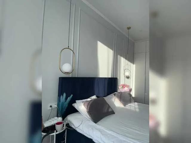 Offline Opskira on BongaCams