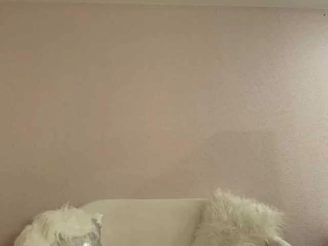 Freechat Oriella on BongaCams