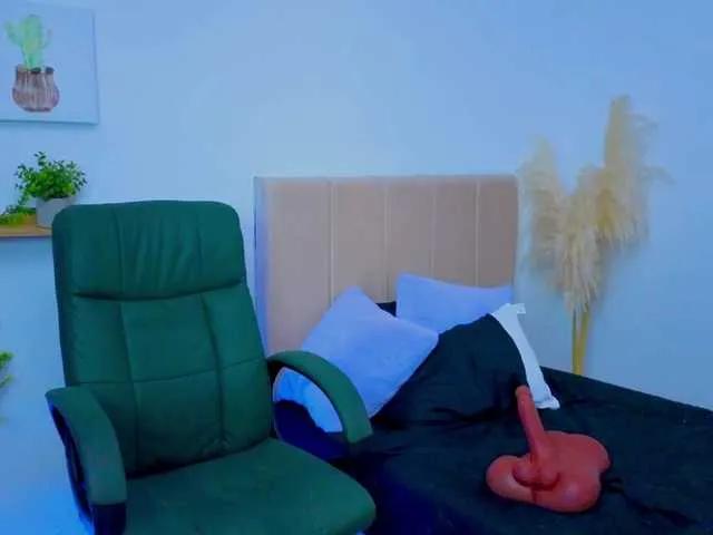 Offline PaolaMedusa on BongaCams