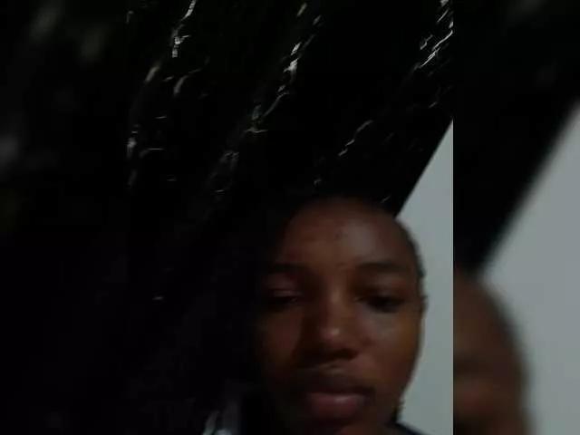 Offline Petitegoddess on BongaCams