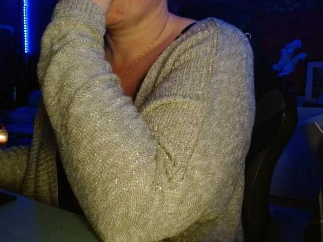 Offline Petitoiseaucoquine on BongaCams