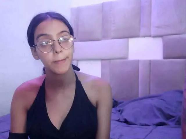 Offline pocahontasb1 on BongaCams