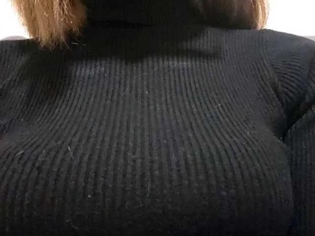 Offline pornadrianna on BongaCams