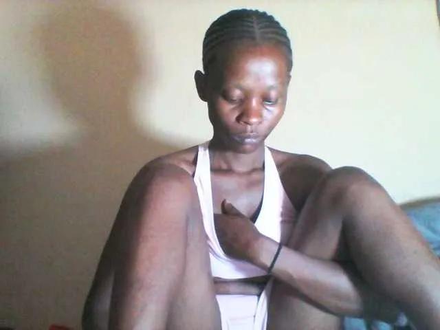 Offline PrettyAlianah on BongaCams